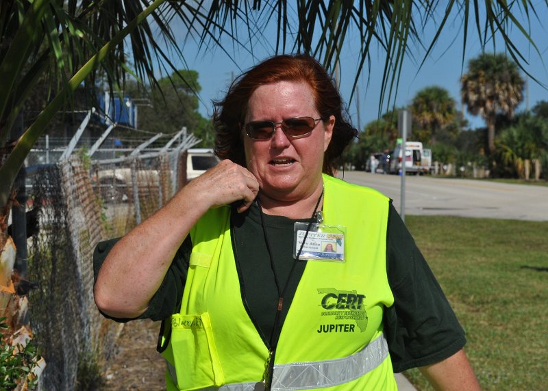 CERT Parade 01 121309.jpg